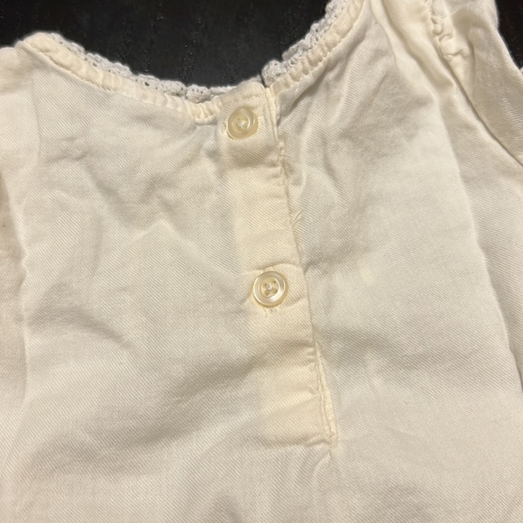 Baby gap blouse - Picture 3 of 3